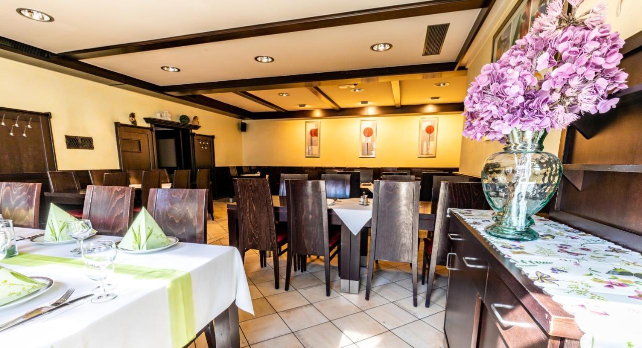 Post Hotel Denkendorf (Bavaria)