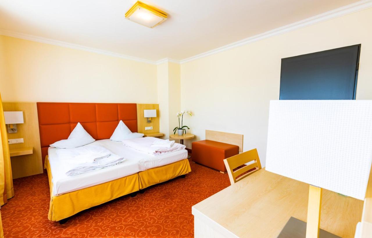 Post Hotel
